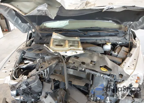 2019 Ram 1500 Classic Express 4X4 6'4 Box z USA, uszkodzony, nr VIN 1C6RR7FG8KS531634